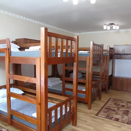 Lions Heart Hostel Львів Екстер'єр фото